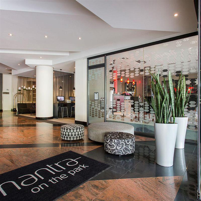 Mantra On The Park Aparthotel Melbourne Exterior foto